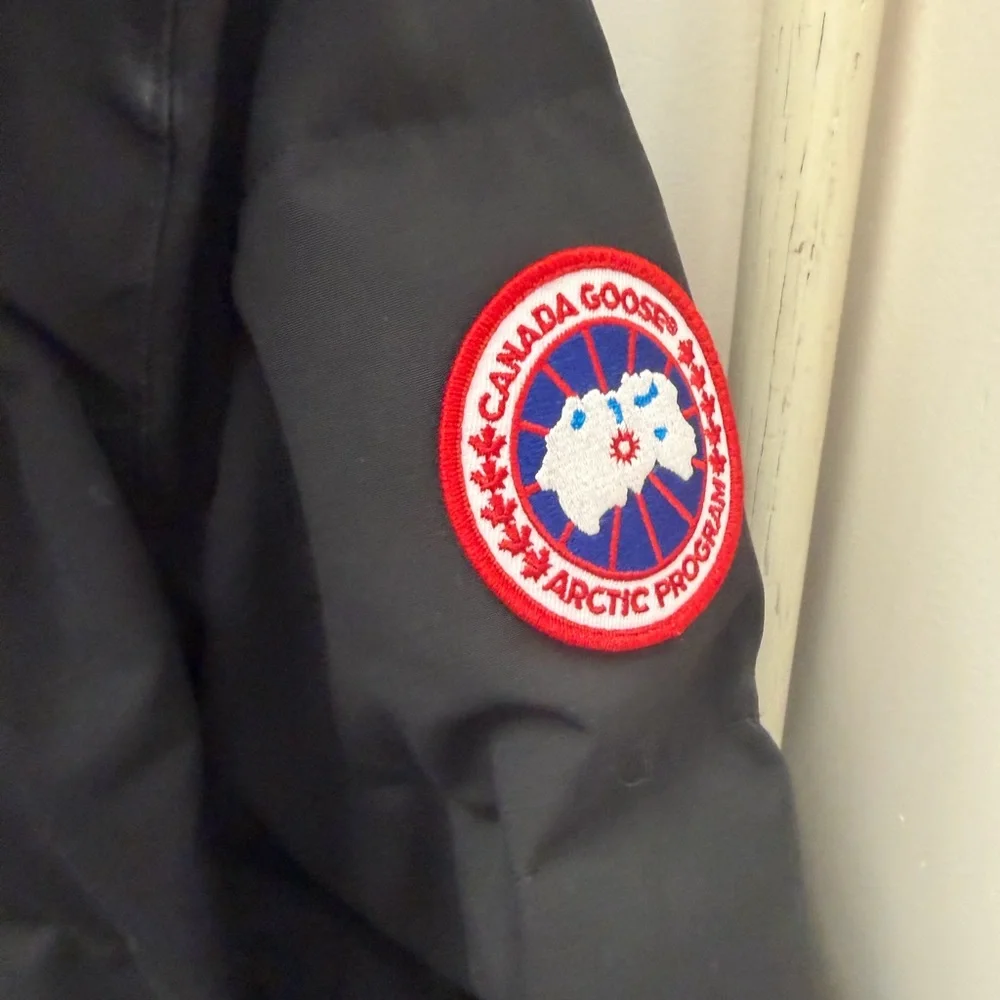 Canada Goose  Black Puffer Jacket with Fur Trim - Picture 5 of 11